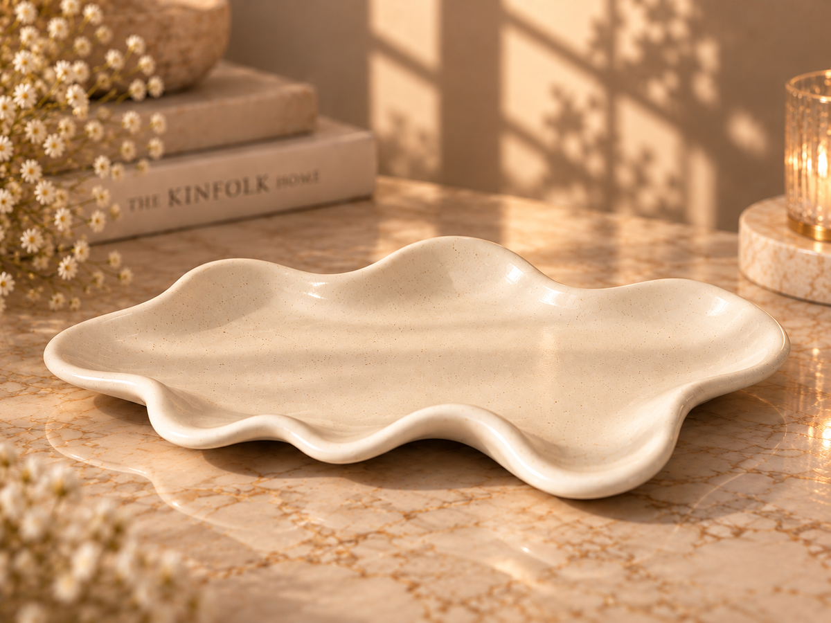 Silken Haze Wavy Tray