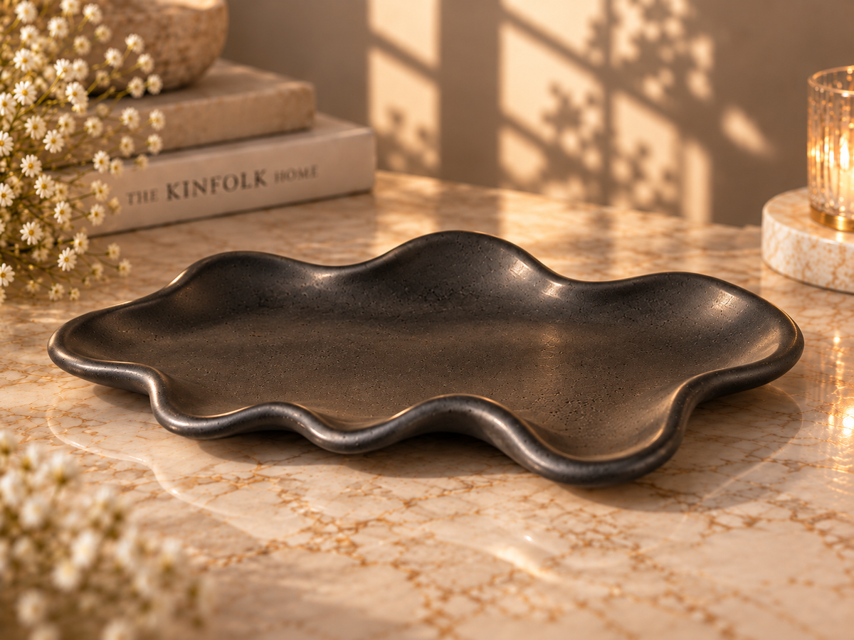Luna Veil Wavy Tray