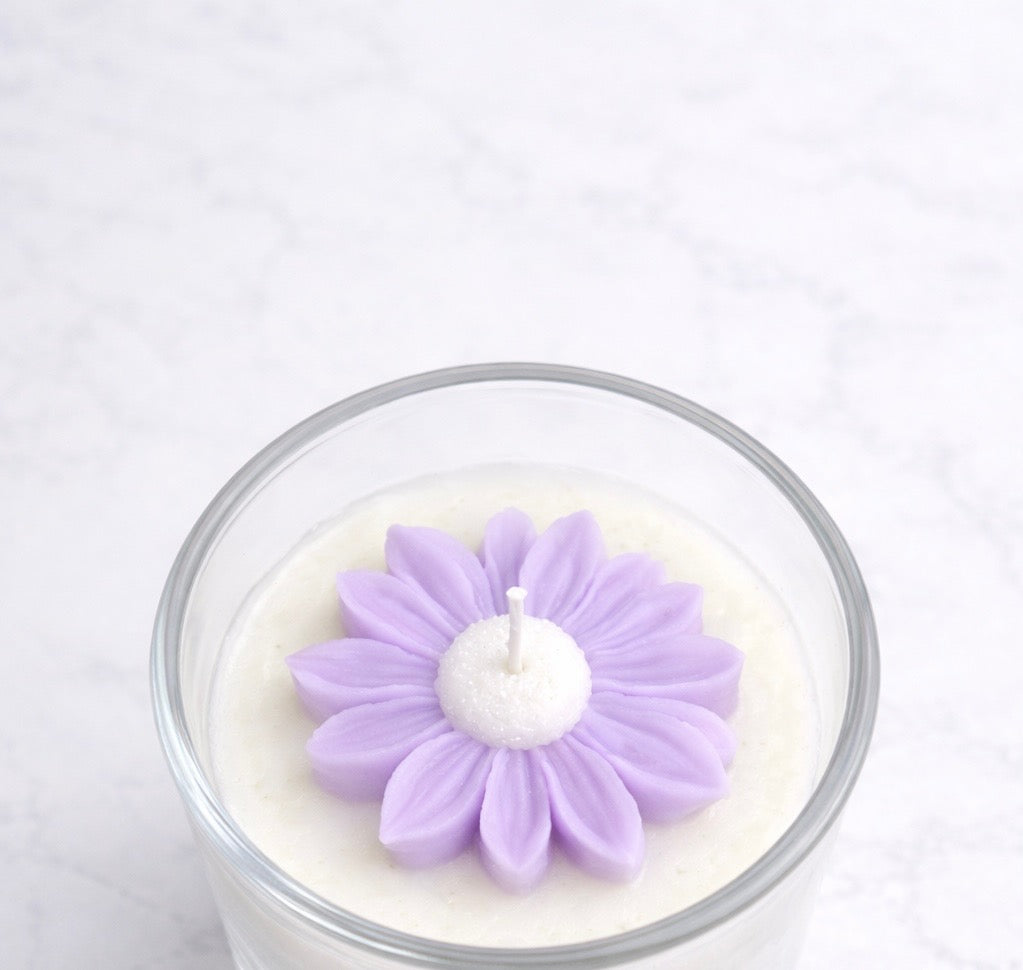 Serenique Candle